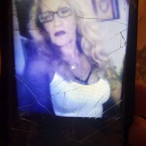 Meet your Posher, Alicia